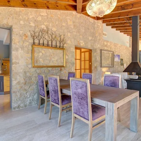 Holiday home La Casa Del Talaiot *